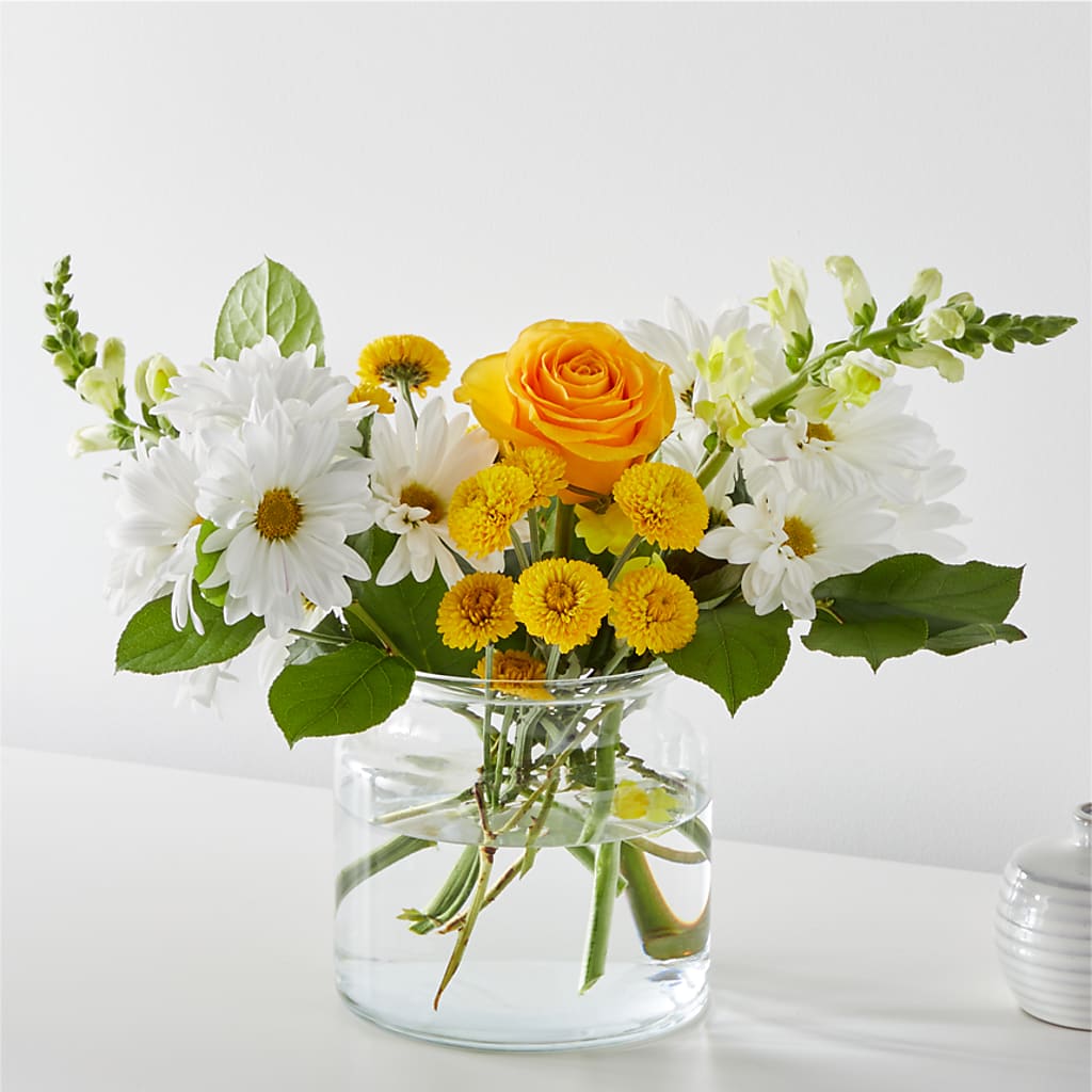 Sun Salutation Bouquet – DON'S FLORAL STUDIO, Leon IA