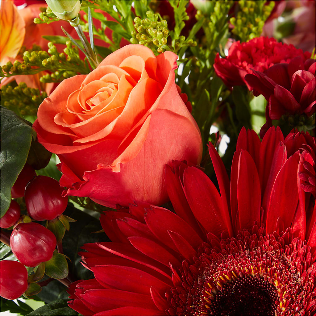 Sweater Season - A Florist Original – DON'S FLORAL STUDIO, Leon IA