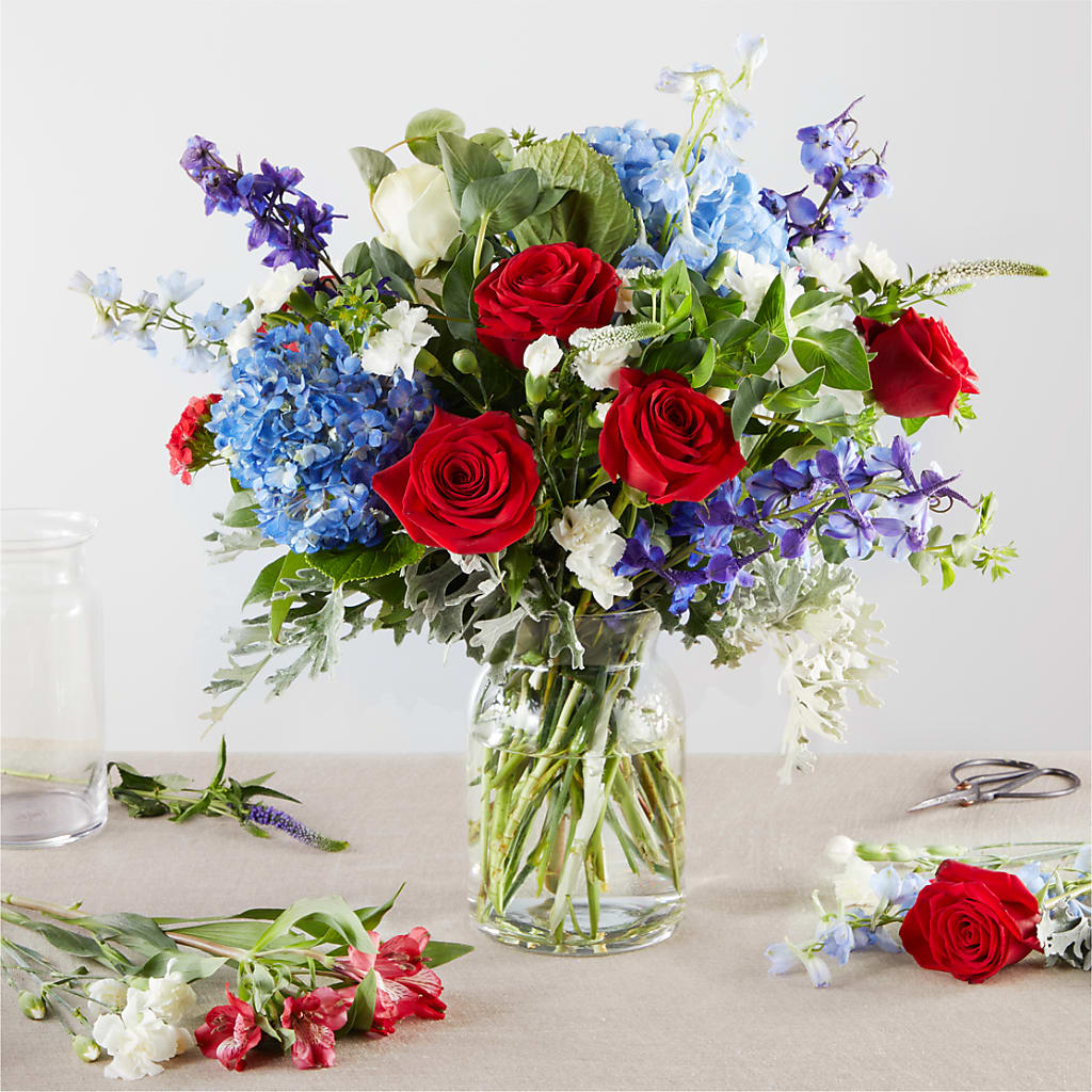 Star Spangled - A Florist Original – DON'S FLORAL STUDIO, Leon IA