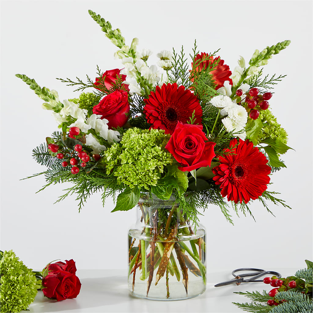 Merry Moment Bouquet – A Florist Original – DON'S FLORAL STUDIO, Leon IA