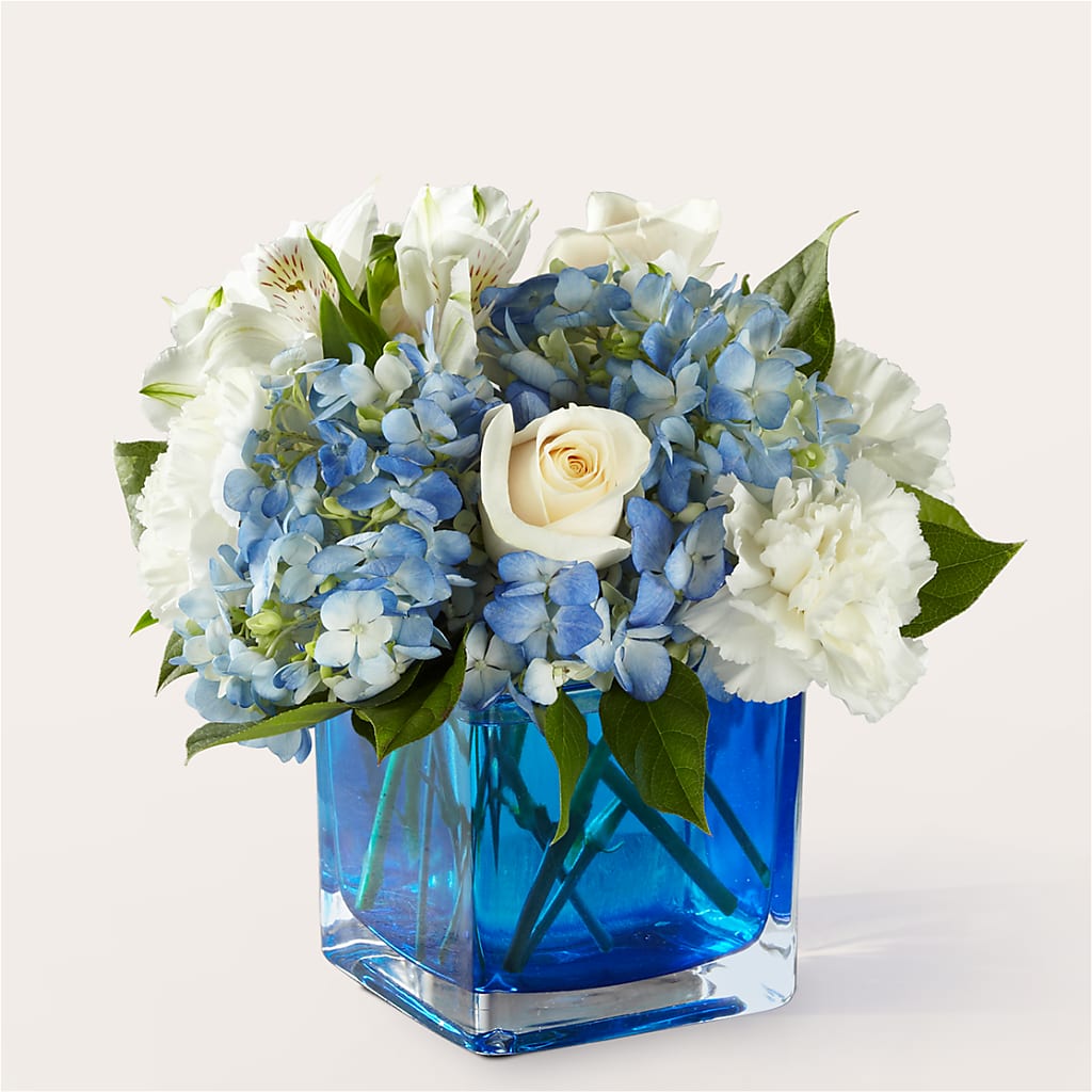 Soothing Waters Bouquet – DON'S FLORAL STUDIO, Leon IA