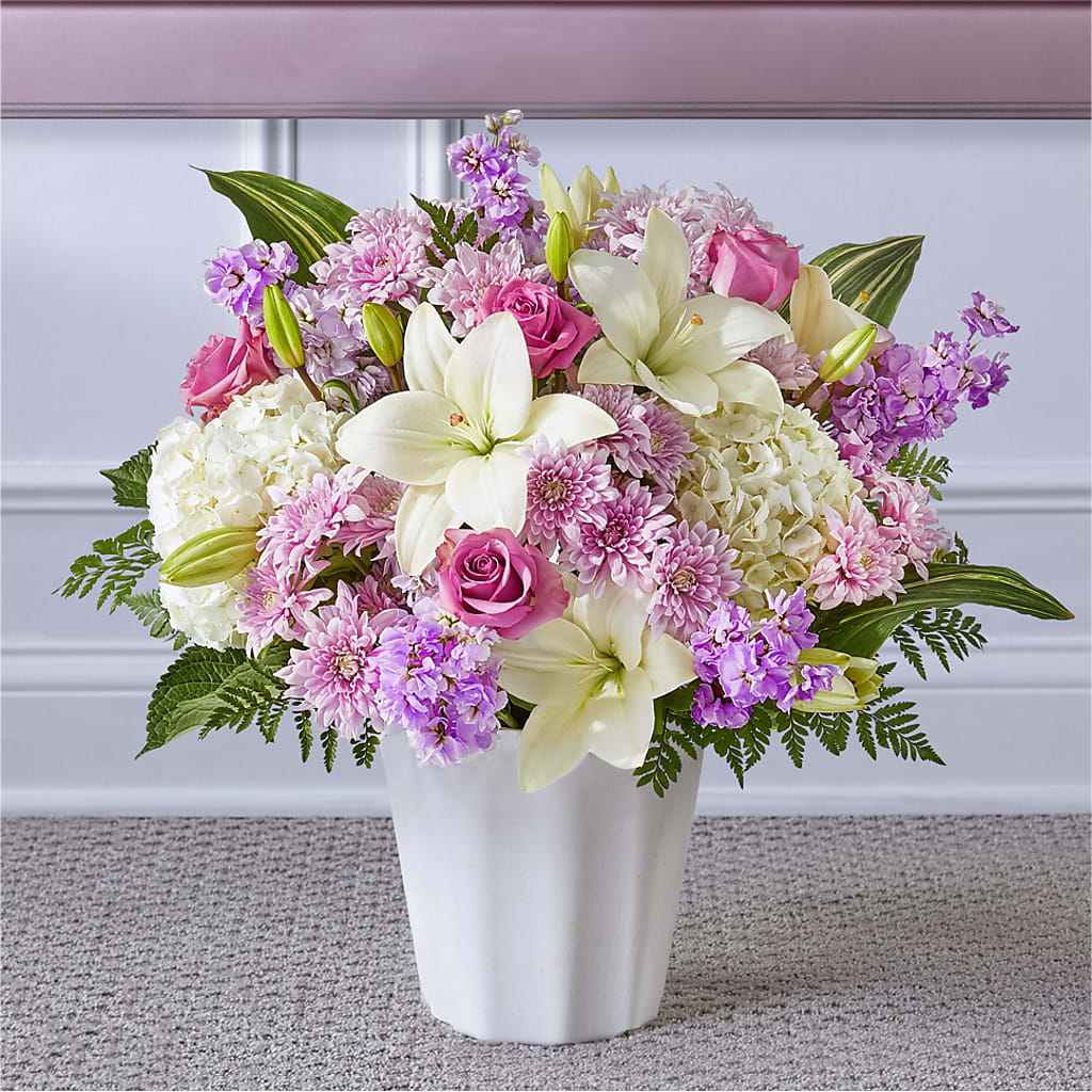 Heaven Sent Floor Basket – DON'S FLORAL STUDIO, Leon IA