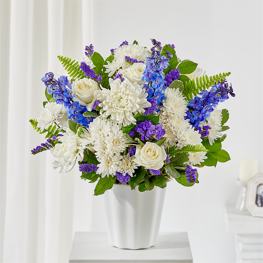 Hold Dear Tabletop Basket – DON'S FLORAL STUDIO, Leon IA