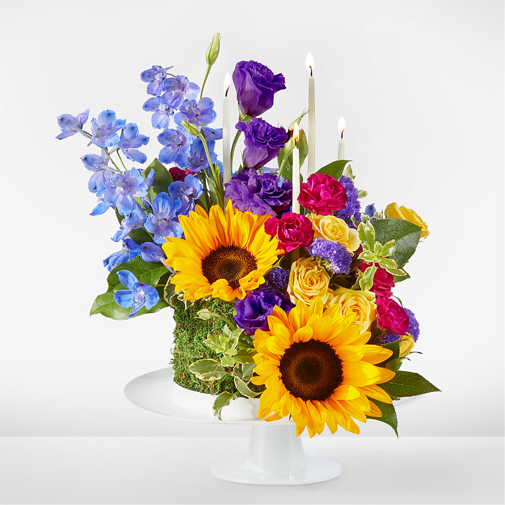 Star of the Day Floral Cake – DON'S FLORAL STUDIO, Leon IA