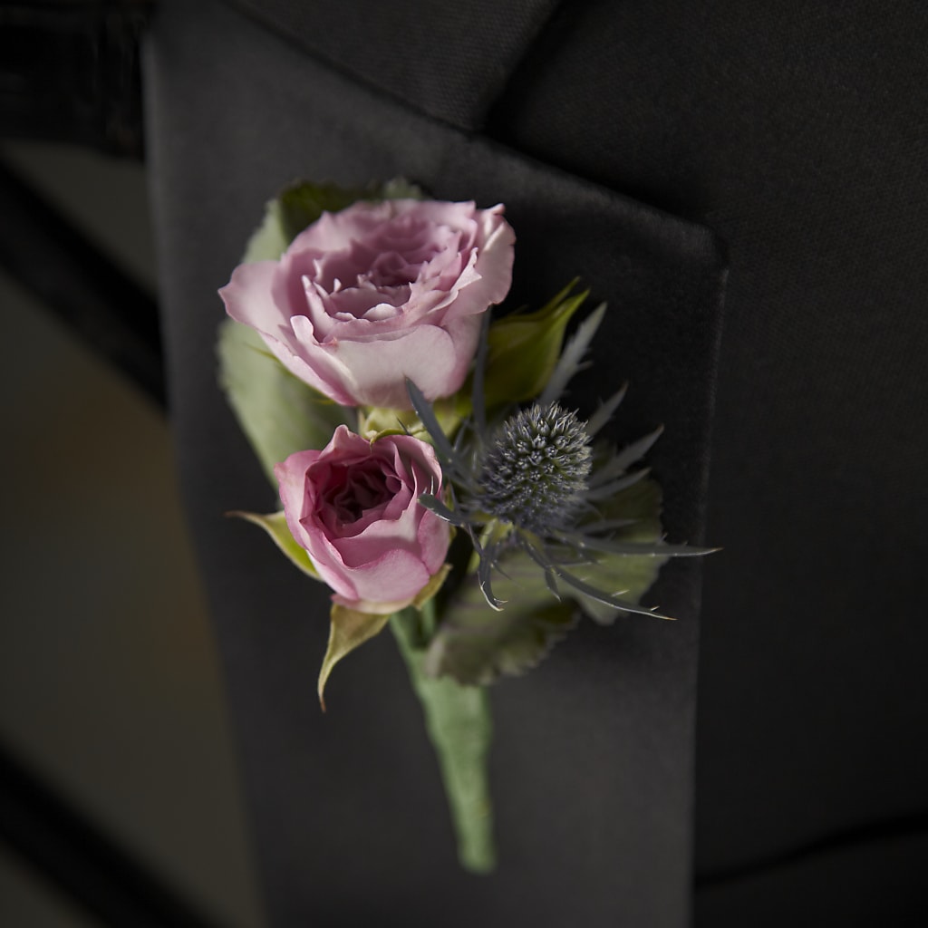 Veronica Boutonniere – DON'S FLORAL STUDIO, Leon IA