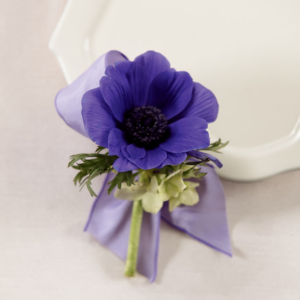 Purple Passion Boutonniere – DON'S FLORAL STUDIO, Leon IA