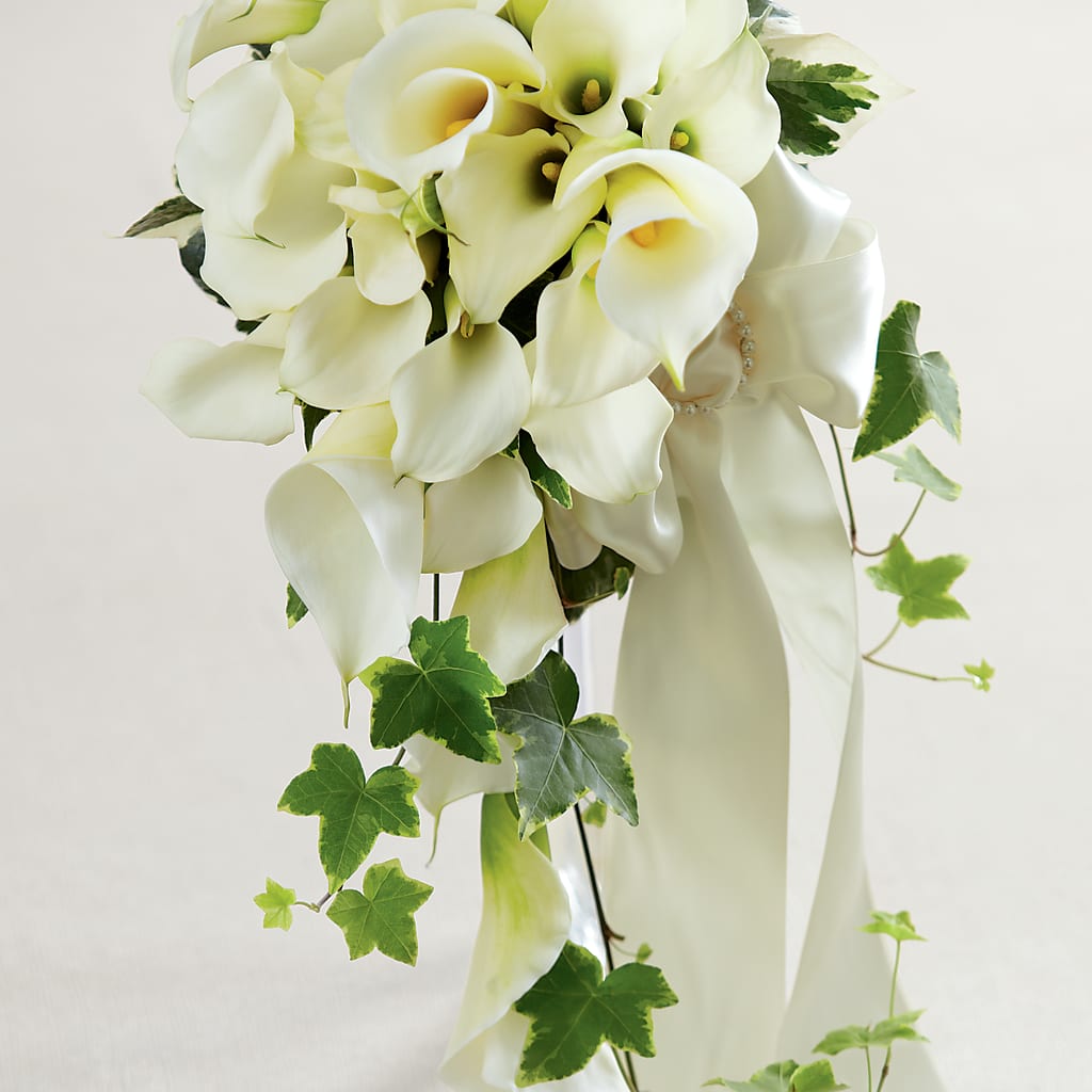 White Chapel Bouquet – DON'S FLORAL STUDIO, Leon IA