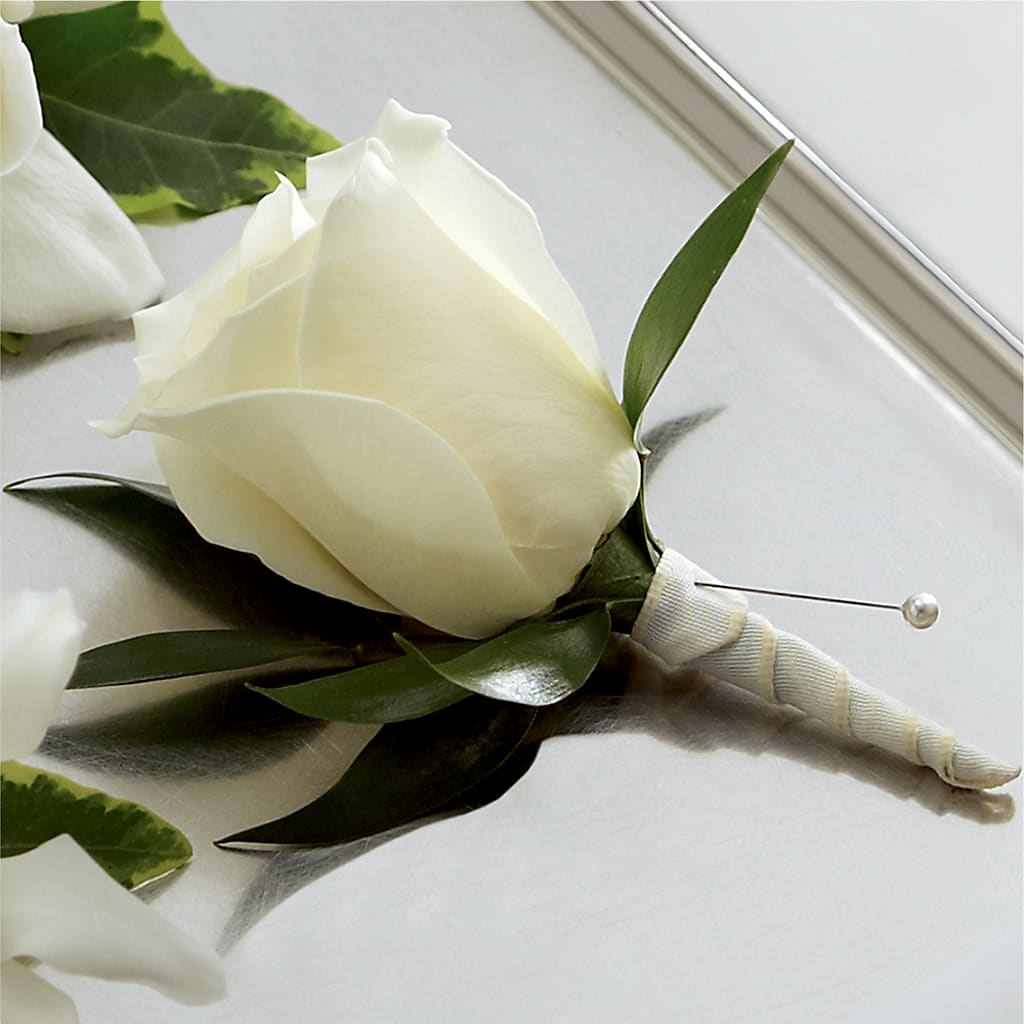 White Rose Boutonniere – DON'S FLORAL STUDIO, Leon IA
