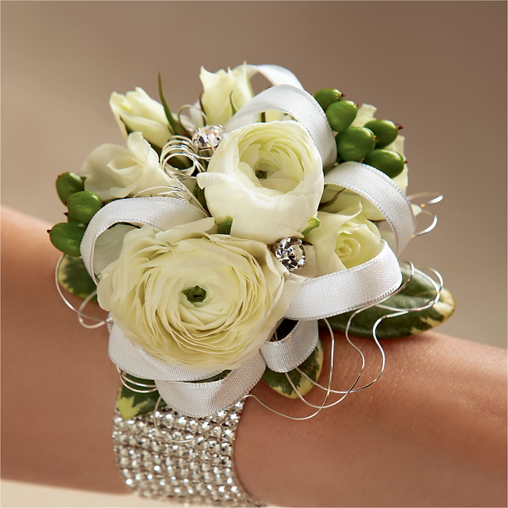 White Wedding Corsage – DON'S FLORAL STUDIO, Leon IA