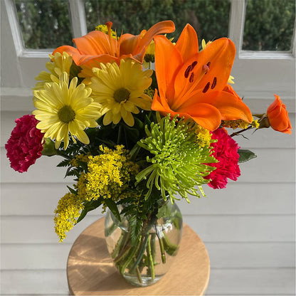 Bold & Bright – A Florist Original – DON'S FLORAL STUDIO, Leon IA