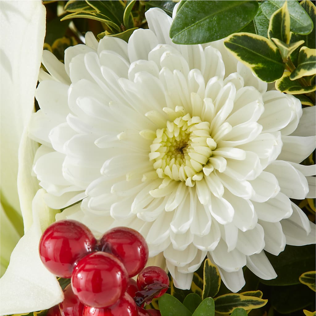 Festive Moments Tree – DON'S FLORAL STUDIO, Leon IA