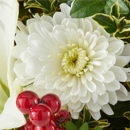 Festive Moments Tree – DON'S FLORAL STUDIO, Leon IA