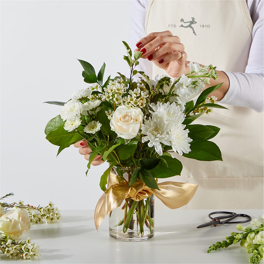 New Beginnings – A Florist Original – DON'S FLORAL STUDIO, Leon IA