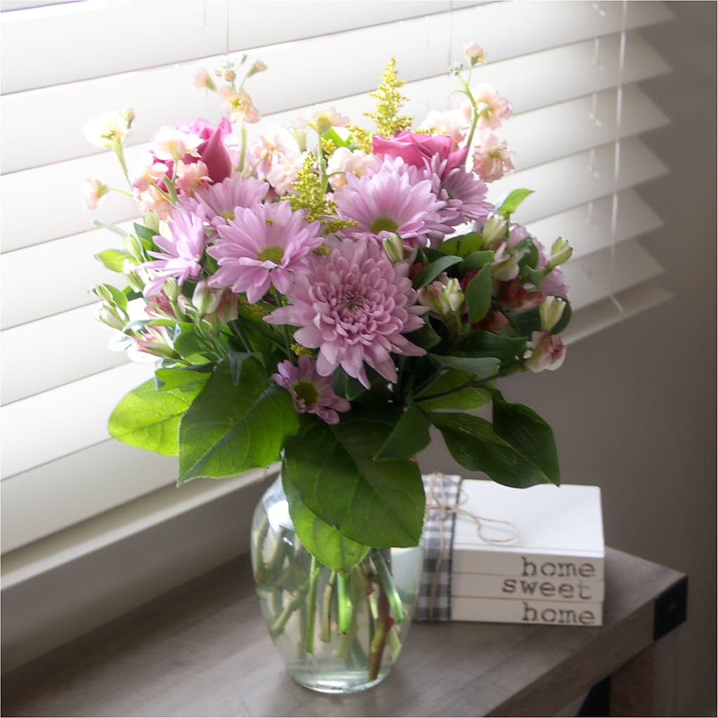 Pastel Tradition - A Florist Original – DON'S FLORAL STUDIO, Leon IA
