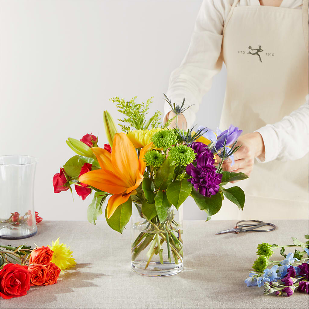 Summer Spectra - A Florist Original – DON'S FLORAL STUDIO, Leon IA
