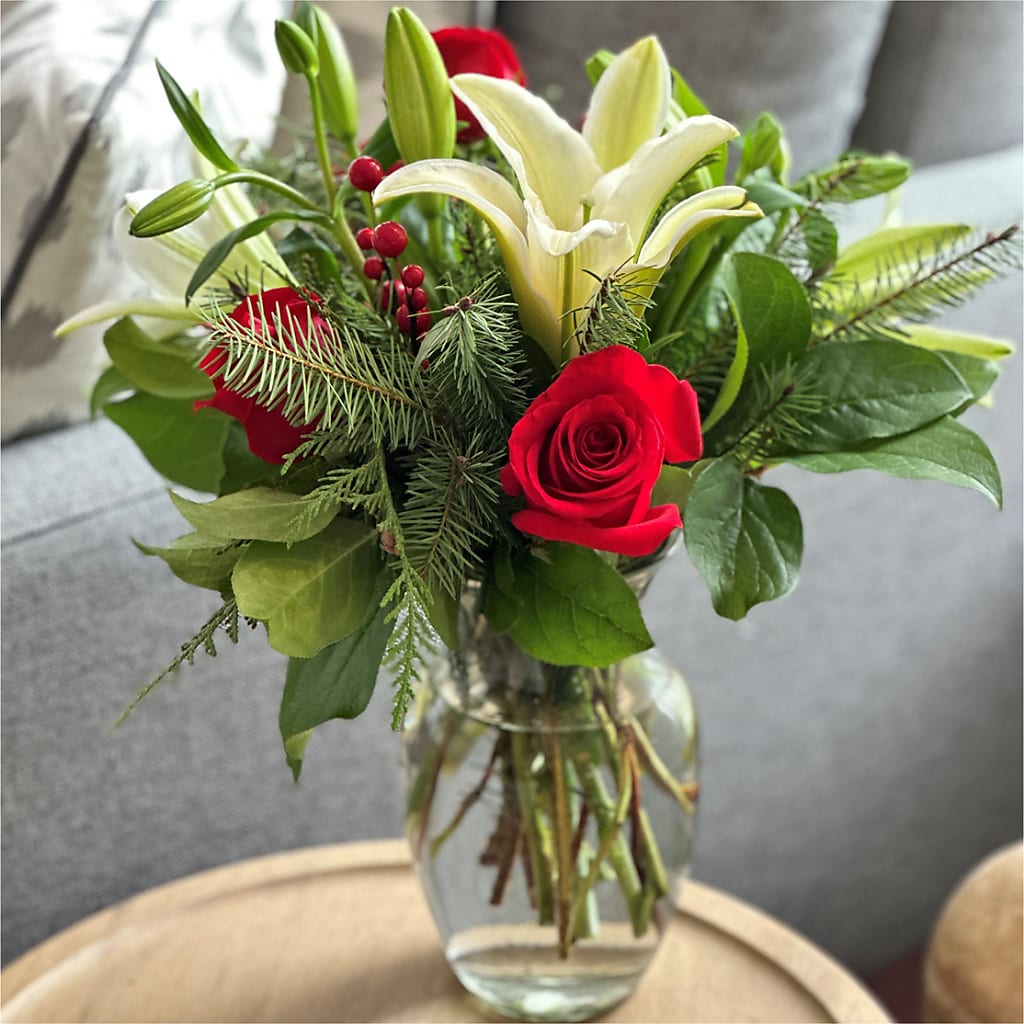 Sparkling Snowflakes Bouquet – DON'S FLORAL STUDIO, Leon IA