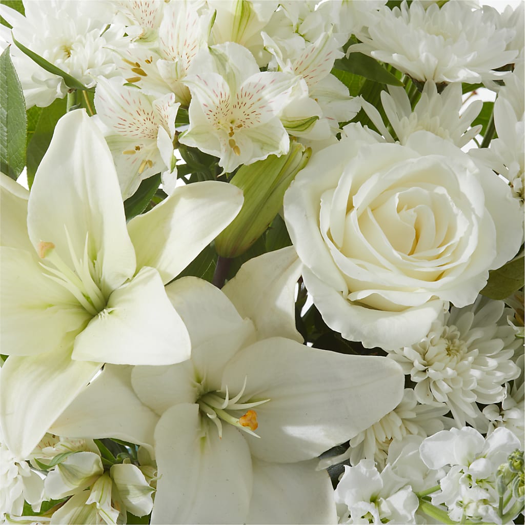Peaceful Reflections Arrangement – DON'S FLORAL STUDIO, Leon IA