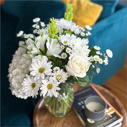 Classic Ivory – A Florist Original – DON'S FLORAL STUDIO, Leon IA