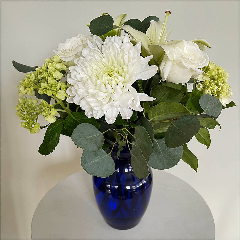 Snowy Dreams Bouquet – DON'S FLORAL STUDIO, Leon IA