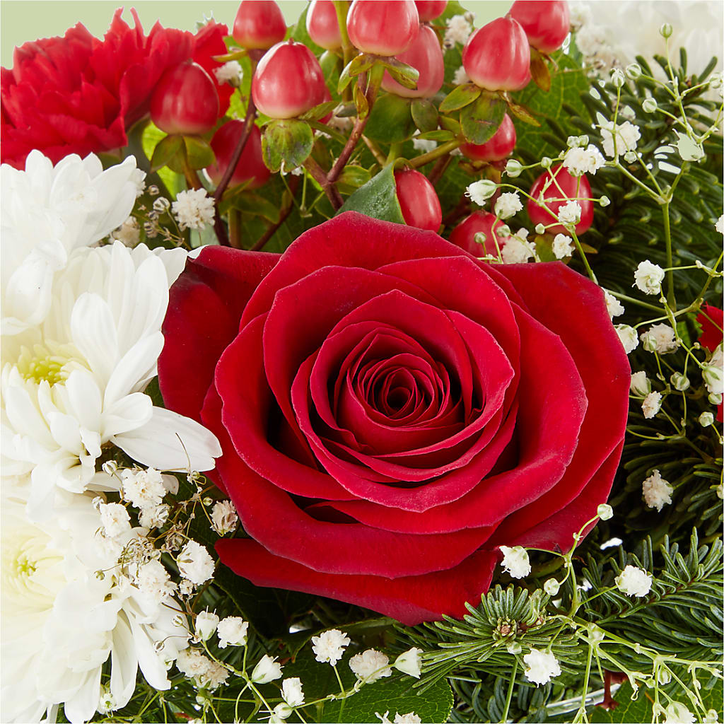 Chance of Flurries Bouquet – DON'S FLORAL STUDIO, Leon IA