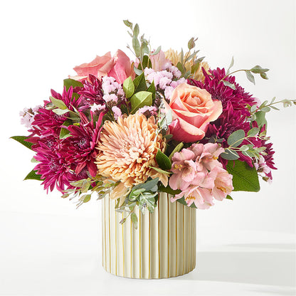 Berry Cobbler Bouquet with Ivory Vase – DON'S FLORAL STUDIO, Leon IA