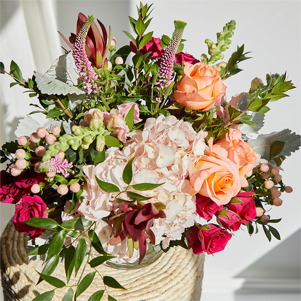 Glitz & Glam Bouquet – DON'S FLORAL STUDIO, Leon IA