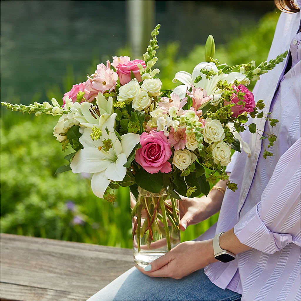 Fondly Bouquet – DON'S FLORAL STUDIO, Leon IA
